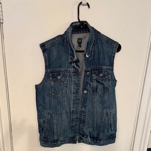 GAP Classic Blue Denim Vest Jean Jacket Sleeveless Trucker Women Size M(Tall)